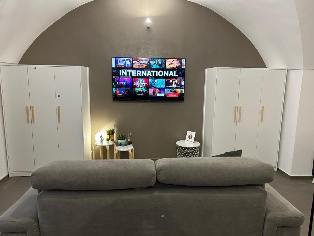 Archome Luxury Apartment 브린디시 외부 사진